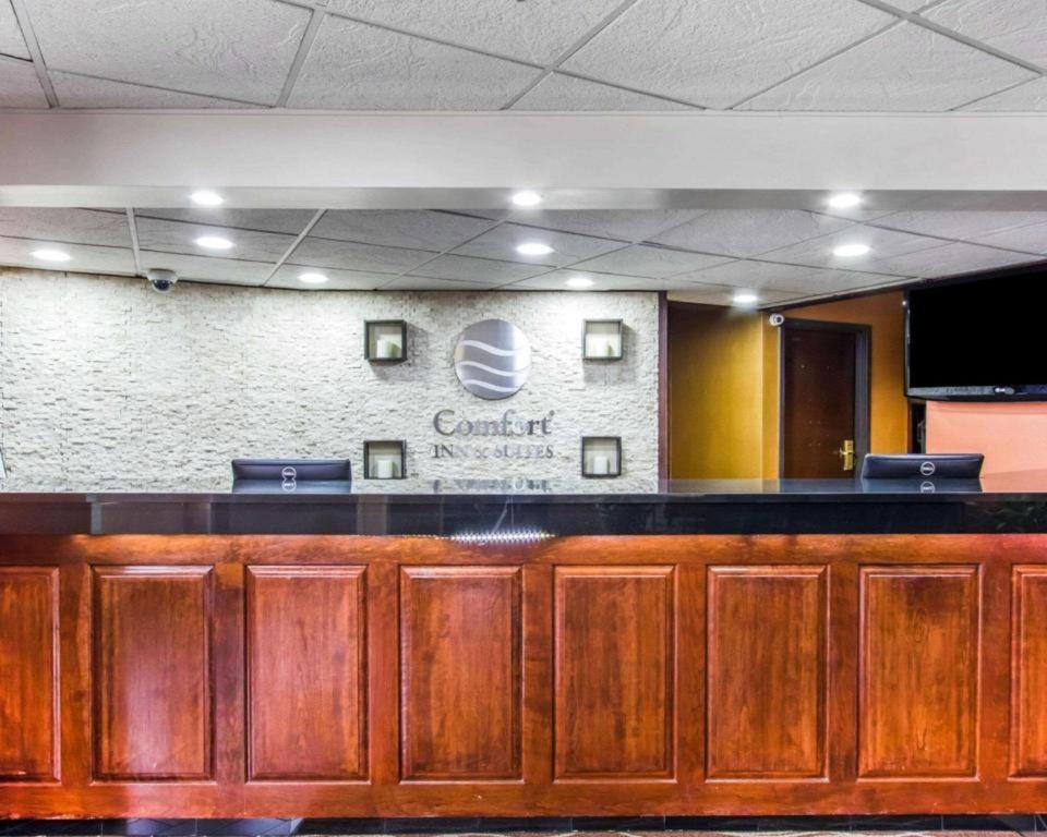 Americinn By Wyndham Memphis East Экстерьер фото