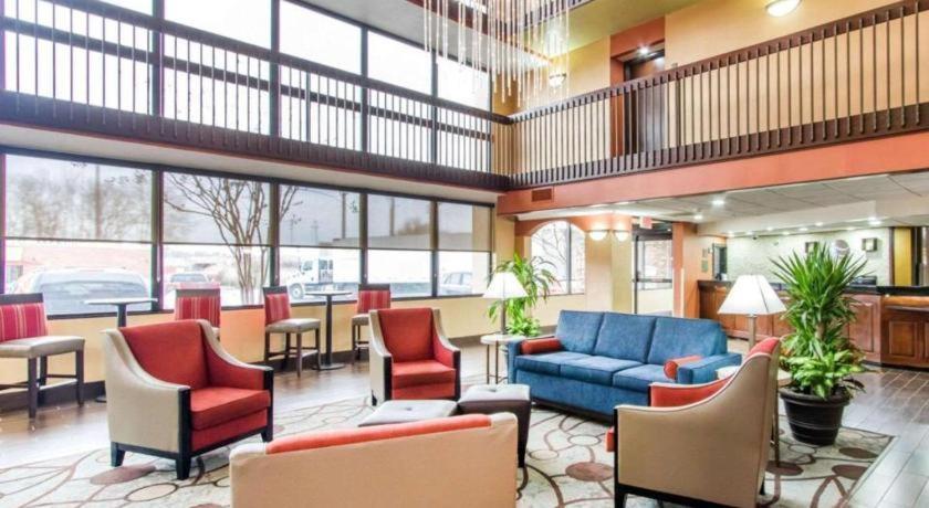 Americinn By Wyndham Memphis East Экстерьер фото